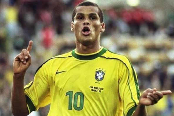 更依赖队员 更依赖队员