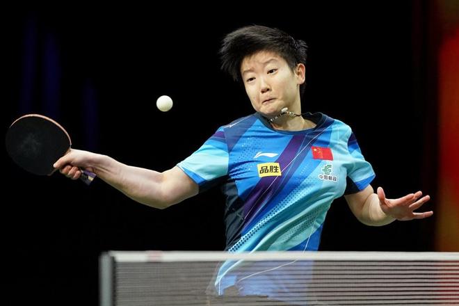 球权后迅速 球权后迅速